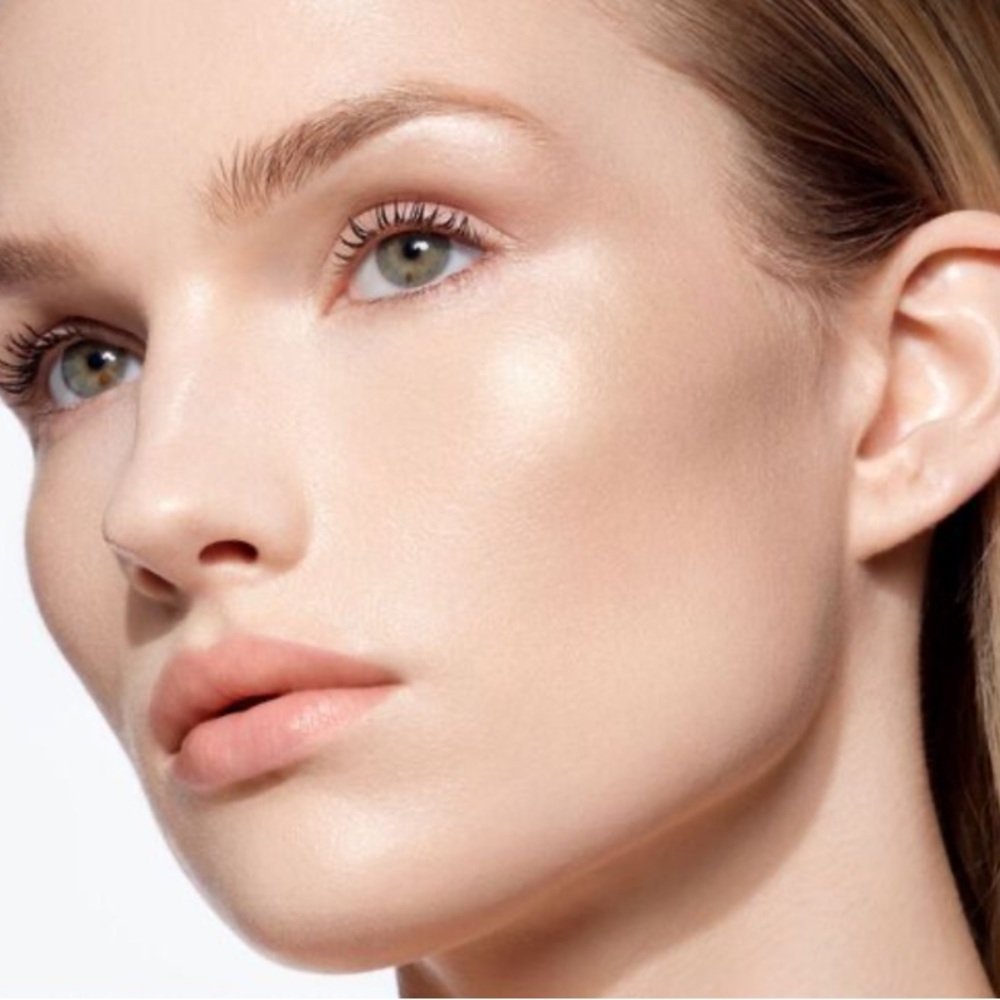 NARS Light Reflecting Luminizing Powder - Picture 14 of 16